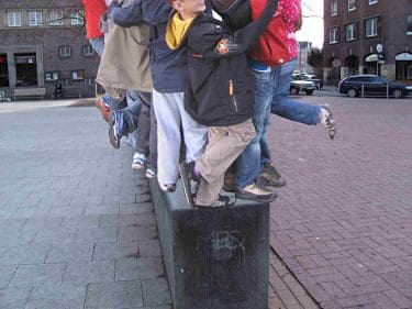 erlebnispädagogische kommunikationsaufgabe für schulklassen